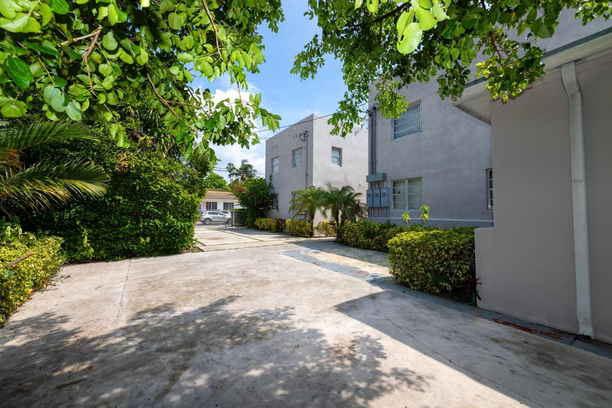 Sunny Days Apartments Miami Beach Exterior foto